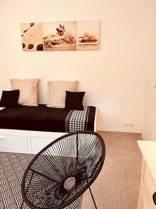 Studio Jardin Privatif 300M De La Plage Sainte-Maxime Exteriör bild